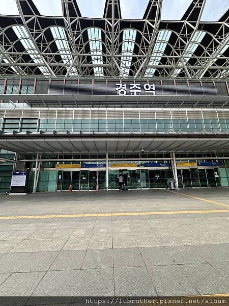 1716109033-527308666-g_n
